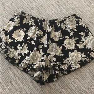 Brandy Melville shorts